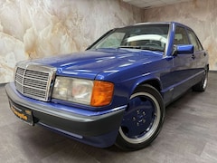 Bild des Angebotes Mercedes-Benz 190 2.3 Avantgarde Azzurro/Unfallfrei/Scheckheft