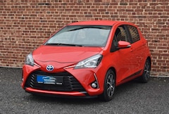 Toyota Yaris Hybrid 1.5 NAVI KAMERA SPUR ALU SITZHEIZUN