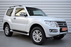 Bild des Angebotes Mitsubishi Pajero 3.2 DI-D Top+Automatik+Kamera+SHZ