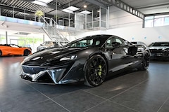 McLaren Artura Clubsport Vision Technology Practicality