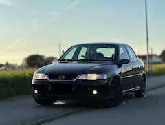 Bild des Angebotes Opel Vectra 1.8 Edition 2000 AUTOMATIK Perfekt für Anfänger