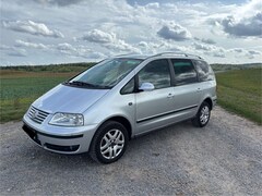Bild des Angebotes VW Sharan 1.9 TDI Automatik Goal-Edition