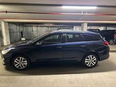 Bild des Angebotes Hyundai i30 1.6 CRDI YES!