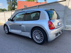 Renault Clio Clio 3.0 V6 Renault Sport