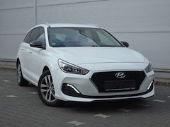 Bild des Angebotes Hyundai i30 CW YES! (Automatik/Kamera/Navi)