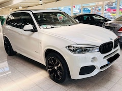 Bild des Angebotes BMW X5 xDrive 40d LED, Digitaltacho, M-Paket
