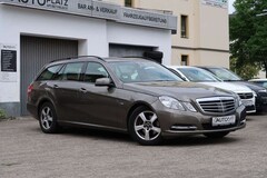Bild des Angebotes Mercedes-Benz E 220 T CDI *AUTOMATIK *ACC-TEMPOMAT *TOTWINKEL