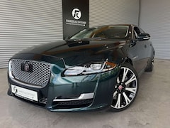 Bild des Angebotes Jaguar XJ Portfolio 3.0 V6 Kompressor AWD/PANO/MERIDIAN