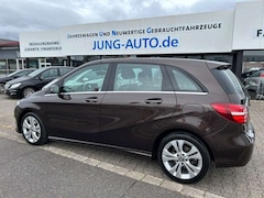 Bild des Angebotes Mercedes-Benz B 220 d Urban Style LED DAB COMAND AHK