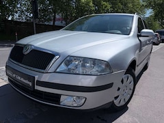 Bild des Angebotes Skoda Octavia Combi Elegance/LEDER/TEMPOM/KLIMA/TÜV/AU