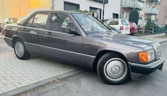 Bild des Angebotes Mercedes-Benz 190 E 1.8 / 190 / NEU LACKIERT ! 1. HAND