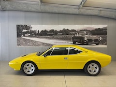 Ferrari 308 GT4 Dino 2+2 - Becker Auslieferung