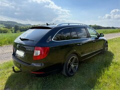 Bild des Angebotes Skoda Superb Elegance