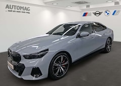 Bild des Angebotes BMW 550 e xDrive M-SportPro*AHK*Bowers&Wilkins*IconicGlow*
