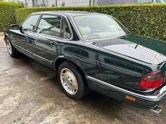 Bild des Angebotes Jaguar XJ6 XJ6 3.2 Executive