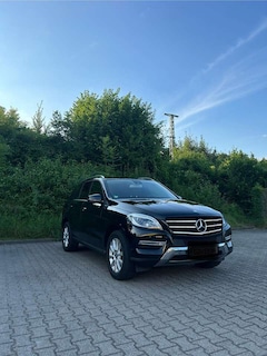 Bild des Angebotes Mercedes-Benz ML 350 BlueTEC 4MATIC 7G-TRONIC