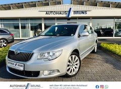 Bild des Angebotes Skoda Superb 2,0 TDI ELEGANCE, Autom, Bi-Xenon, AHK, SHZ, PTS,