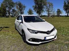 Bild des Angebotes Toyota Auris 1.2 Turbo Team Deutschland