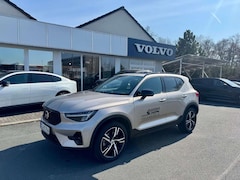 Bild des Angebotes Volvo XC40 B3 Plus Dark Automatik