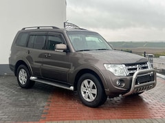 Bild des Angebotes Mitsubishi Pajero 3.2 DI-D Instyle*7SITZER*PANO*AHK-3.5 To*