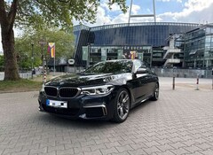 Bild des Angebotes BMW M550 M550 i xDrive, 360° Kamera, Schiebedach