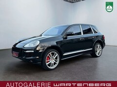 Bild des Angebotes Porsche Cayenne Turbo S/AHK/STANDH/PANO/BOSE/NAVI/