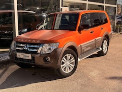 Bild des Angebotes Mitsubishi Pajero 5-T 3.2 DI-D Intense AT #Xenon+SHZ+RFK#