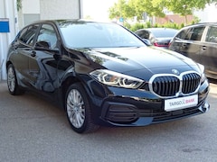 BMW 118 i Aut Advantage 17" Navi LC Pro Leder LED SHZ