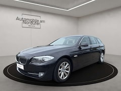 Bild des Angebotes BMW 520 d touring-1Hand-Scheckheft-Leder-BiXenon-Navi-PDC