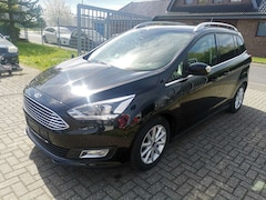 Ford Grand C-Max Titanium