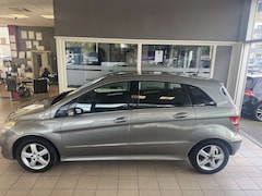 Bild des Angebotes Mercedes-Benz B 170 Klima Allwetterreifen aus 2. Hand