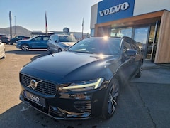 Bild des Angebotes Volvo V60 Plus Dark Recharge Plug-In Hybrid AWD