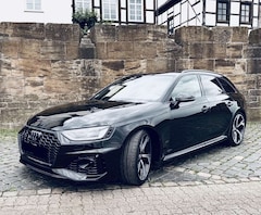Bild des Angebotes Audi RS4 2.9 TFSI, Pano, RS-AGA, AHK, Brem. neu, 8-fach usw