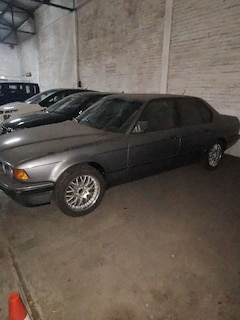 BMW 730 730i