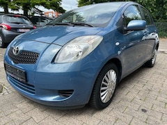 Bild des Angebotes Toyota Yaris 1.3 Sol