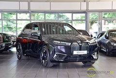 Bild des Angebotes BMW iX 40 SkyLounge Massage HK HUD Soft Laser 360