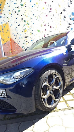 Bild des Angebotes Alfa Romeo Giulia Giulia 2.0 Turbo 16V AT8