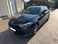 Bild des Angebotes BMW 120 d Aut. M Sport - digitales Display
