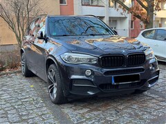Bild des Angebotes BMW X5 M M50d (360° Kamera, Komfortsitze, Head-Up Dislpay)