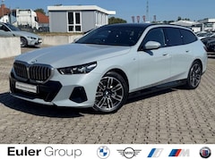 Bild des Angebotes BMW 520 d A Touring Sportpaket HUD SHZ adLED ACC ParkAss+