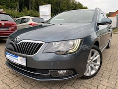 Bild des Angebotes Skoda Superb Combi Exclusive DSG AHK TEMPOMAT NAVI SHZ