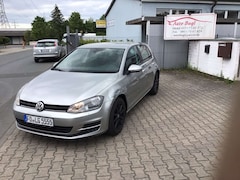 VW Golf VII Lim. Trendline BMT+Klima+Alu+++++