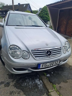 Bild des Angebotes Mercedes-Benz 180