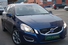 Bild des Angebotes Volvo V60 Kombi Ocean Race*5-ZYLINDER*NAVI*LEDER*SHZ*A