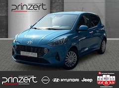 Bild des Angebotes Hyundai i10 1.0 "Style" SmartKey*Navi-Paket*8-Fach*LM16"