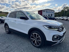 Bild des Angebotes VW T-Cross 1.0 TSI *STYLE*PDCHI+VO*SHZ*DESIGN-PAKET