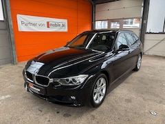 Bild des Angebotes BMW 330 dA xDrive Touring Navi Leder Xenon Pano AHK