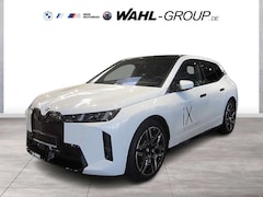 Bild des Angebotes BMW iX xDrive45 M Sport Pro Panorama AHK HeadUp Innovatio