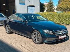 Bild des Angebotes Mercedes-Benz E 220 d Lim. Garantie*LED*Ambiente*Sport*Head up