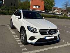 Bild des Angebotes Mercedes-Benz GLC 250 d 4Matic 9G TRONIC AMG LiNE LED PANO ELHK AMBI AHK